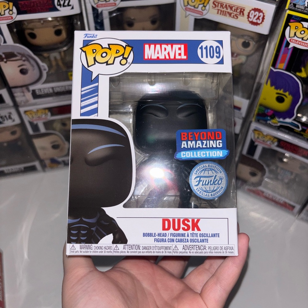 Funko Pop Marvel Beyond Amazing collection Dusk #1109 - Picture 2 of 10